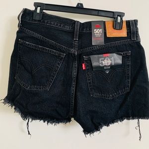 Levi’s 501 black jean short high rise